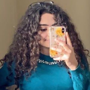 Meet your Posher, Célia